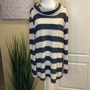 Cowl neck sweater with gray and white stripes. Long sleeves.